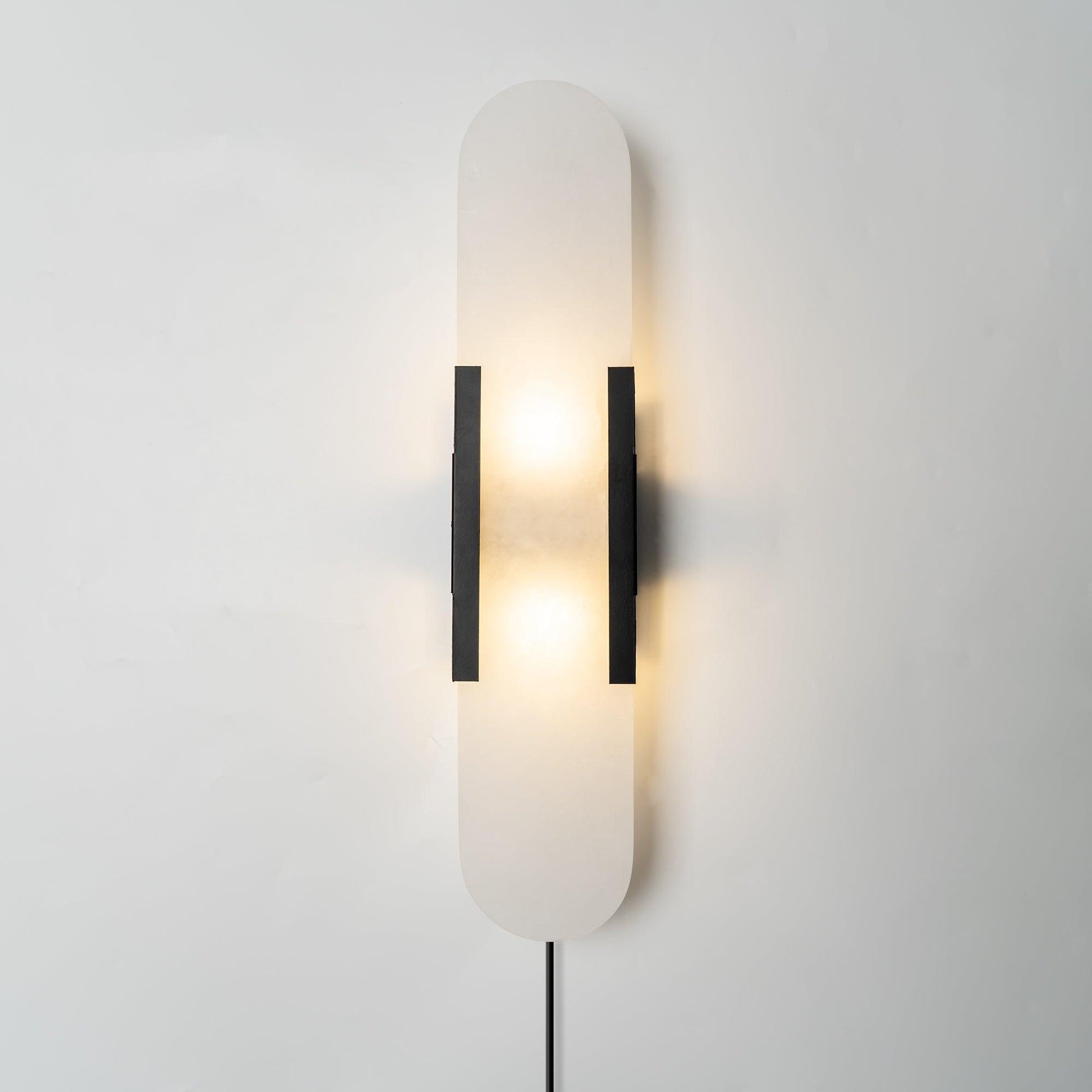 Elongated Alabaster Plug-In Wall Light / ∅ 3.9″ x H 19.7″ / Dia 10cm x H 50cm / Copper / UK Plug