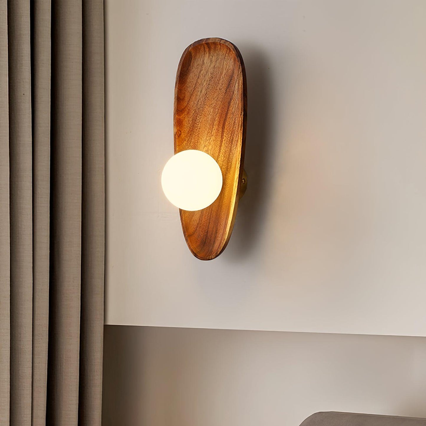 Walnut Wood and Glass Globe LED Wall Light / ∅ 4.7″ x H 11.8″ / Dia 12cm x H 30cm / Walnut & White / Warm Light